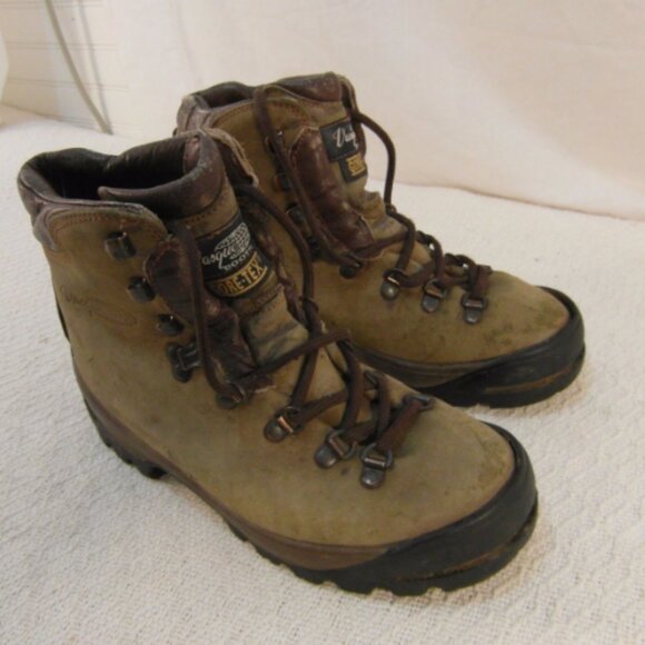 MEN\'S sz8M VINTAGE VASQUE LEATHER ITALIAN MADE LACE UP HIKING BOOTS NM 33233 main image 4